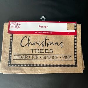 NEW Christmas Table Runner